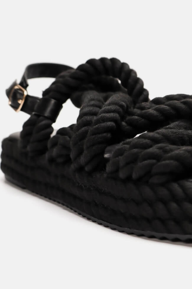Sandália de corda